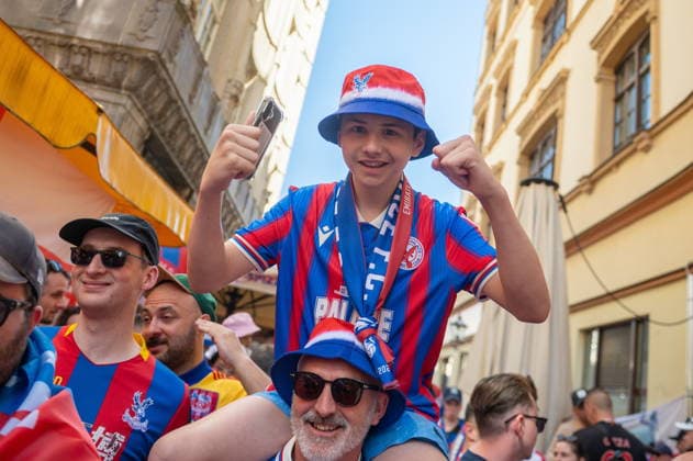 2026.05.27 Lipsk pilka nozna Final Liga Konferencji Europy sezon 2025 2026 Crystal Palace - Rayo Vallecano N z Kibice Crystal Palace przed meczem w Lipsku Foto Gleb Soboliev PressFocus 2026.05.27 Leipzig Football - Final UEFA Conference League 2025 2026 Crystal Palace - Rayo Vallecano Crystal Palace fans before the match in Leipzig Credit: Gleb Soboliev PressFocus NEWSPIX.PL --- newspix.pl 