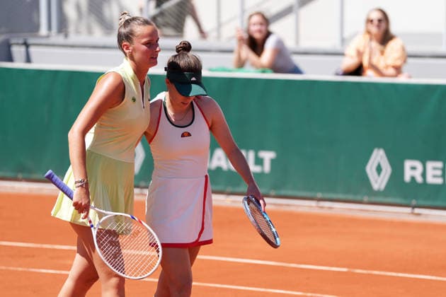 2026-05-27 2026 French Open - Day Four PARIS, FRANCE - MAY 27: Isabelle Haverlag of the Netherlands, Maia Lumsden of United Kingdom during Day Four of the 2026 French Open at Roland Garros on May 27, 2026 in Paris, France. (Photo by Marleen Fouchier BSR Agency) Paris France Content not available for redistribution in The Netherlands directly or indirectly through any third parties. Copyright: xBSRxAgencyx