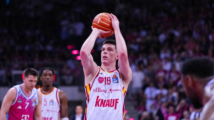 27.05.2026, xydrx, Basketball, easyCredit Basketball Bundesliga, Playoffs, Viertelfinale Spiel 5, Telekom Baskets Bonn - Fitness First Würzburg Baskets, Telekom Dome Bonn: Christian Skladanowski (Fitness First Wuerzburg Baskets, 19) Copyright: HMBxMedia YannisxDreimann