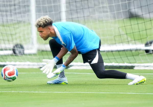May 27, 2026, Charlotte, Nc, UNITED STATES: Canada goalkeeper Dayne St. Clair makes a save during Team Canada World Cup roster selection camp in Charlotte, N.C., on Wednesday, May 27, 2026. Canada News - May 27, 2026  - ZUMAc35_ 20260527_zaf_c35_187 Copyright: xNathanxDenettex