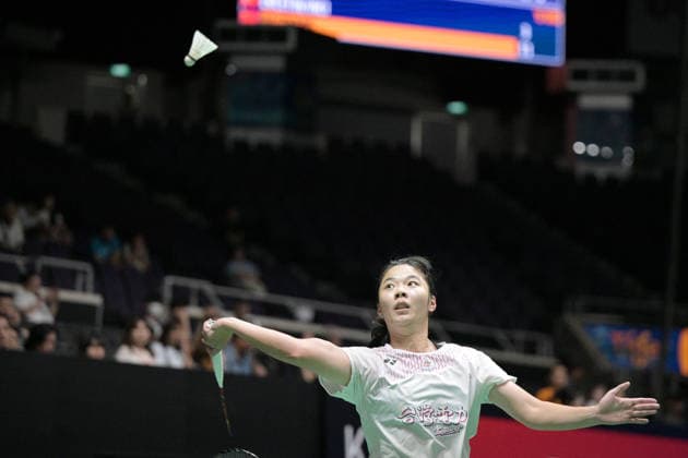 (260528) -- SINGAPORE, May 28, 2026 -- Sung Shuo Yun of Chinese Taipei hits a return during the women s singles round of 16 match between An Se Young of South Korea and Sung Shuo Yun of Chinese Taipei at the Singapore Badminton Open 2026 in Singapore, May 28, 2026. (Photo by Xinhua) (SP)SINGAPORE-BADMINTON-SINGAPORE BADMINTON OPEN-WOMEN S SINGLES-ROUND OF 16 ThenxChihxWey