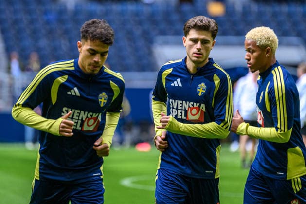 260528 Yasin Ayari and Besfort Zeneli of the Swedish national football team at a training session on May 28, 2026 in Stockholm. Photo: Johanna Säll BILDBYRAN kod JL JL0620 fotboll football soccer fotball landskamp träning practice training sverige sweden sverige a FIFA World Cup, WM, Weltmeisterschaft, Fussball vm bbeng Copyright: JOHANNAxSÄLL BB260528BB203