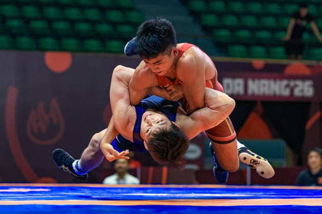 U17, U 17 Wrestling Asian Championships 51kg GR - Donghyeon Kim (KOR) df. Van Hoang Le (VIE)