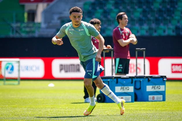 Schweiz: Fussball Schweizer Nationalmannschaft 2026, Training der Schweizer Nationalmannschaft - Kybunpark (St. Gallen): Ruben Vargas (Switzerland, 17) Copyright: xJOERANxSTEINSIEKx