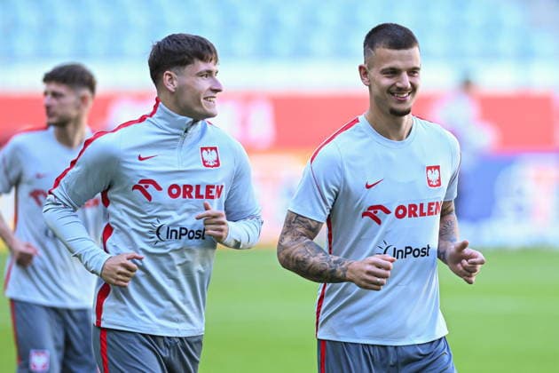 28.05.2026 Wroclaw Konferencja prasowa i trening reprezentacji Polski w pilce noÅ¼nej - press conference, PK, Pressekonferenz and of the Poland national football team and training session during the national camp. Persons shown: Filip Rozga Mateusz Zukowski fot. Antoni Dec Arena Akcji NEWSPIX.PL --- newspix.pl POLAND OUT!