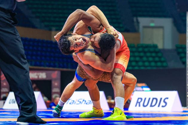 U17, U 17 Wrestling Asian Championships 71kg GR - Parnam Singh (IND) df. Shohijahon Boboev (TJK)