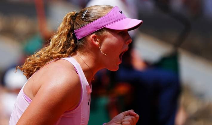 Mirra Andreeva during her third round match against Marie Bouzkova French Open Tennis, Day Six, Tennis, Roland Garros, Paris, France - 29 May 2026Paris Roland Garros France EDITORIAL USE ONLY No use with unauthorised audio, video, data, fixture lists, club league logos or live services. Online in-match use limited to 120 images, no video emulation. No use in betting, games or single club league player publications. Copyright: xJavierxGarcia Shutterstockx 16898312x