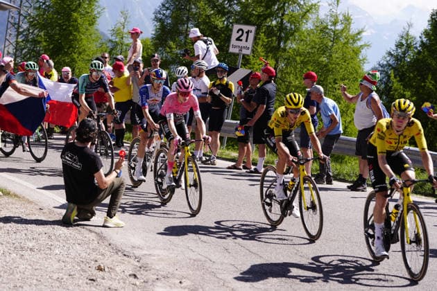 The race during Stage 19 of the Giro d™Italia, from Feltre to Alleghe, Italy, Friday, May 29, 2026.  Copyright: xFabioxFerrari LaPressex