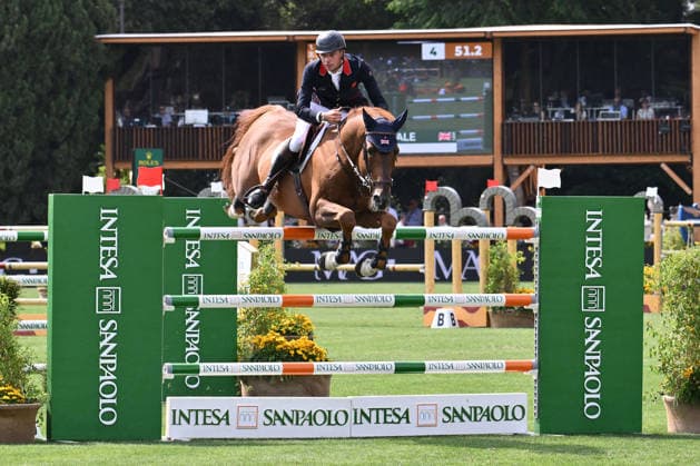 EQUITATION - International Equitation - Piazza di Siena - 93rd CSIO of Rome 2026 Photo by IPA ABACAPRESS.COM85163119 - Joseph STOCKDALE (GBR) and EBANKING during the 93rd CSIO Roma 2026 Competition No. 5 - NATIONS CUP INTESA SANPAOLO Two rounds competition - h. 160 Prize Money: 220,000 Ä on May 29, 2026 at Piazza di Siena in Rome, Italy. Rome Italy  Copyright: xIPAxSport ABACAx