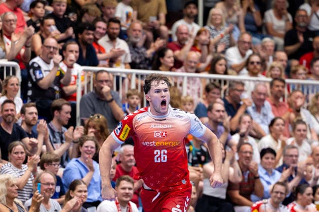 29.05.2026, 33. Spieltag der 2. Handball Bundesliga, TuSEM Essen - HSG Nordhorn-Lingen. Tom Wolf (TuSEM Essen) jubelt. Essen Am Hallo NRW Deutschland xRHR-FOTO DEx Copyright: DennisxEwert RHR-FOTOx RHR-FOTO DE