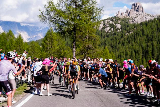 the pack riders during Stage 19 of the Giro dÕItalia, from Feltre to Alleghe, Italy, Friday, May 29, 2026.  Copyright: xFabioxFerrari LaPressex