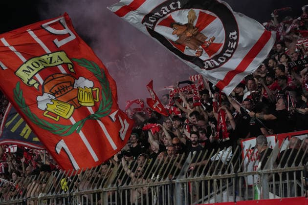 I tifosi dell AC Monza durante la partita tra Monza e Catanzaro, del Campionato italiano di calcio Serie BKT 2025 2026, Venerdi 29 Maggio 2026, - calcio ( Photo by Alessio Morgese LaPresse )  Copyright: xAlessioxMorgesex xLaPressex