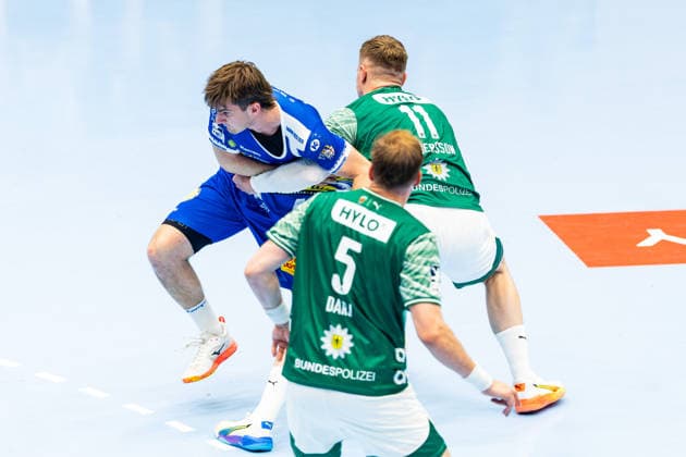 29.05.2026, GER, Handball, Maenner, Saison 25 26, Daikin 1.Bl, 30.Spieltag, ThSV Eisenach - Fuechse Berlin Lasse Bredekjaer Andersson (Fuechse Berlin), Stephan Seitz (ThSV Eisenach,44) 99817 Eisenach Werner-Assmann-Halle Am Sportp Thueringen Deutschland