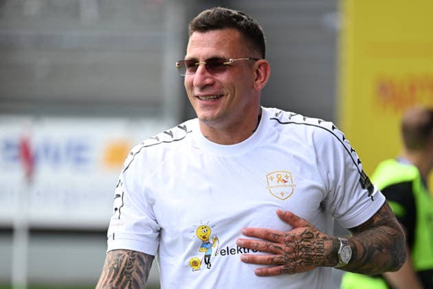 30.05.2026, xsvx, Fussball Langholz Cup 2026, v.l. Rapper Musiker Gzuz 187 Strassenbande Kristoffer Jonas Klauß Klauss Wiesbaden