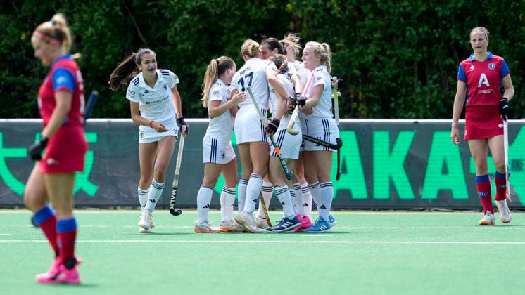 Spielerinnen vom Düsseldorfer HC (DHC), jubeln über das Tor zum 0:1, Jubel, Torjubel, Torerfolg, celebrate the goal, goal, celebration, jubelt ueber das Tor, Freuen, Freude, freut sich, optimistisch, positiv, Spielszene, Highlight, Action, Aktion, 30.05.2026, Bonn (Deutschland), Hockey, Deutsche Meisterschaft, Halbfinale, Damen, Großflottbeker THGC - Düsseldorfer HC
