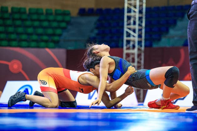 U17, U 17 Wrestling Asian Championships 49kg WW - Yuting Yuan (CHN) df. Nikita Nikita (IND)