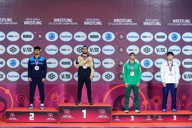 U17, U 17 Wrestling Asian Championships Podium 80kg FS - Gold: Amirali Mohammad Ferasati (IRI), Silver: Mandeep Mandeep (IND), Bronze: Adilbek Yerbolatov (KAZ), Shaapbas Esgerov (TKM)