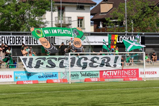 Fussball: Schweiz: Promotion League 2025 2026 - Letzter Spieltag, 30.05.2026 - SC Kriens vs. FC Bavois - Kleinfeld (Kriens, Schweiz); Choreo von den Fans des SC Kriens Kriens Stadion Kleinfeld Luzern Schweiz Copyright: xAmiirxAmedjouax