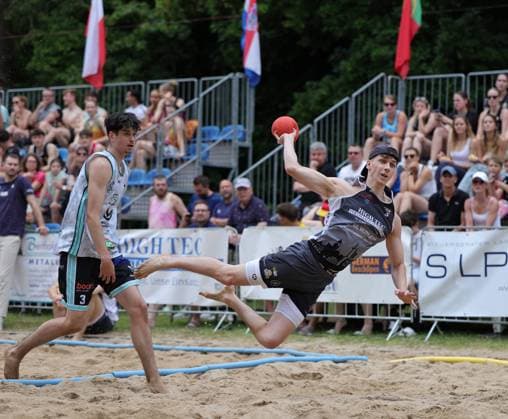 Deutschland - Kelkheim - Münster - 30.05.2026 Beachhandball - Hessen - Karacho Beach Cup 2026 Die Otternasen - BHC BADG Münster v.l. Erik Schmid (Die Otternasen), Domink Winzer Manso (BHC Beach & Da Gang) Karacho Beach Cup 2026