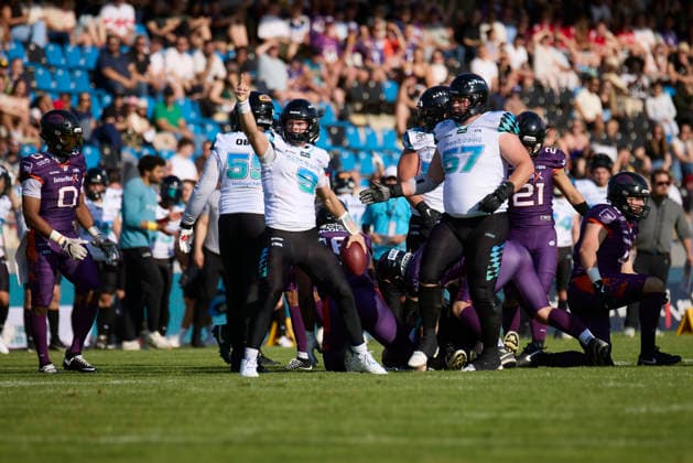 Frankfurt Galaxy - Munich Ravens, American Football, European Football Alliance (EFA), Saison 2026, 30.05.2026. 9 Russell Tabor (QB, Munich Ravens) im Spiel zwischen Frankfurt Galaxy und Munich Ravens in der European Football Alliance (EFA) in Frankfurt am Main, Deutschland. Hessen Deutschland