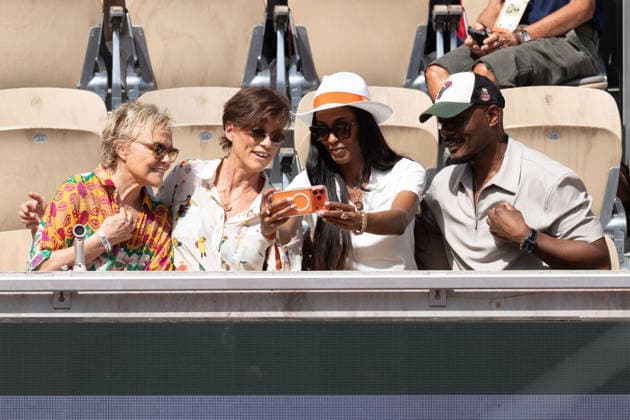 2026 French Open - Celebrities In Stand Day 7 NB Muriel Robin, Anne Le Nen, Harry Roselmack, Jennifer Galap in stand day 7 during the 2026 French Open at Roland Garros on May 30, 2026 in Paris, France. Photo by Nasser Berzane ABACAPRESS.COM  Copyright: xBerzanexNasser ABACAx