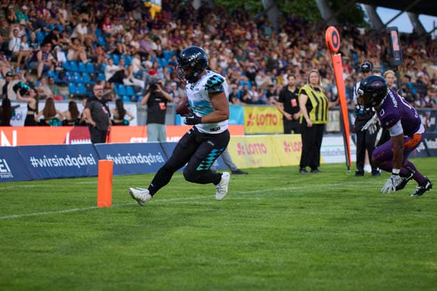 Frankfurt Galaxy - Munich Ravens, American Football, European Football Alliance (EFA), Saison 2026, 30.05.2026. 33 Justin Rodney (RB, Munich Ravens) mit dem Touchdown im Spiel zwischen Frankfurt Galaxy und Munich Ravens in der European Football Alliance (EFA) in Frankfurt am Main, Deutschland. Hessen Deutschland