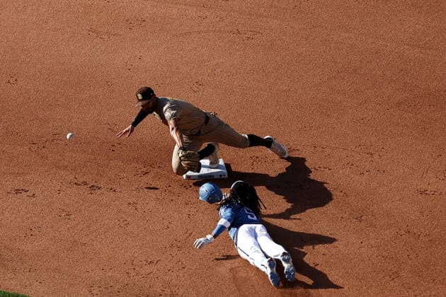 May 30, 2026, Washington D.C, District Of Columbia, United States: Washington, DC; San Diego Padres shortstop Xander Bogaerts (2) attempts to make the catch as Washington Nationals shortstop CJ Abrams (5) slides into second base during the Major League Baseball game between the Washington Nationals and the San Diego Padres at Nationals Park on Saturday, May 30, 2026. The Nationals beat the Padres 9-4. Washington D.C United States - ZUMAp258 20260530_znp_p258_069 Copyright: xStevexPrakopex