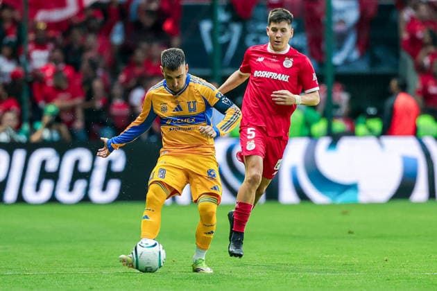 CONCACAF CHAMPIONS CUP 2026 CONCACAF CHAMPIONS CUP 2026 TOLUCA VS TIGRES UANL 30052026 TOLUCA, ESTADO DE MEXICO. Action photo of Fernando Gorriaran (L) of Tigres UANL and Franco Romero (R) of Diablos Rojos del Toluca, during title game of the CONCACAF Champions Cup 2026 at the Estadio Nemesio Diez of Toluca, Estado de Mexico, Mexico. Foto de accion de Fernando Gorriaran (I) de Tigres UANL y Franco Romero (D) de Diablos Rojos del Toluca, durante juego por el titulo de la CONCACAF Champions Cup 2026, celebrado en el Estadio Nemesio Diez de Toluca, Estado de Mexico, Mexico en contra de Tigres UANL. Photo by IMAGENSHOP AGENCIA FOTOGRAFICA TOLUCA ESTADO DE MEXICO MEXICO Copyright: xIMAGENSHOPxAGENCIAxFOTOGRAFICAx