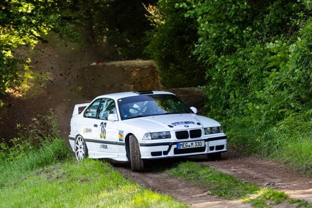 30.05.2026, GER, Motorsport Rallyesport, Maenner Frauen, Saison 2026, 61. RSC-Rallye Wartburg RSC Rallye Super Cup powered by Carunion org. MC Eisenach ASC Melsungen, AMC Bad Koenigshofen EDENHOFNER, Leon (DEU) SEITZ, Daniela (DEU) (BMW E36 M3) Am Samstagnachmittag gingen die Teilnehmer Fahrer auf die letze Wertungsprüfung Flachsgrund powered by Formella Bau GmbH. 99817 Eisenach Festplatz Spicke Thüringen Deutschland
