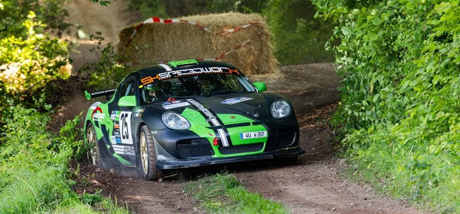 30.05.2026, GER, Motorsport Rallyesport, Maenner Frauen, Saison 2026, 61. RSC-Rallye Wartburg RSC Rallye Super Cup powered by Carunion org. MC Eisenach WEIDLICH, Kai (DEU) WEIDLICH, Noel (DEU) (Porsche Cayman s) Am Samstagnachmittag gingen die Teilnehmer Fahrer auf die letze Wertungsprüfung Flachsgrund powered by Formella Bau GmbH. 99817 Eisenach Festplatz Spicke Thüringen Deutschland