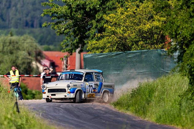 30.05.2026, GER, Motorsport Rallyesport, Maenner Frauen, Saison 2026, 61. RSC-Rallye Wartburg RSC Rallye Super Cup powered by Carunion org. MC Eisenach KELLER, Mario (DEU) DECKER, Max (DEU) (Sachsenring Trabant Super 600) Am Samstagnachmittag gingen die Teilnehmer Fahrer auf die letze Wertungsprüfung Flachsgrund powered by Formella Bau GmbH. 99817 Eisenach Festplatz Spicke Thüringen Deutschland