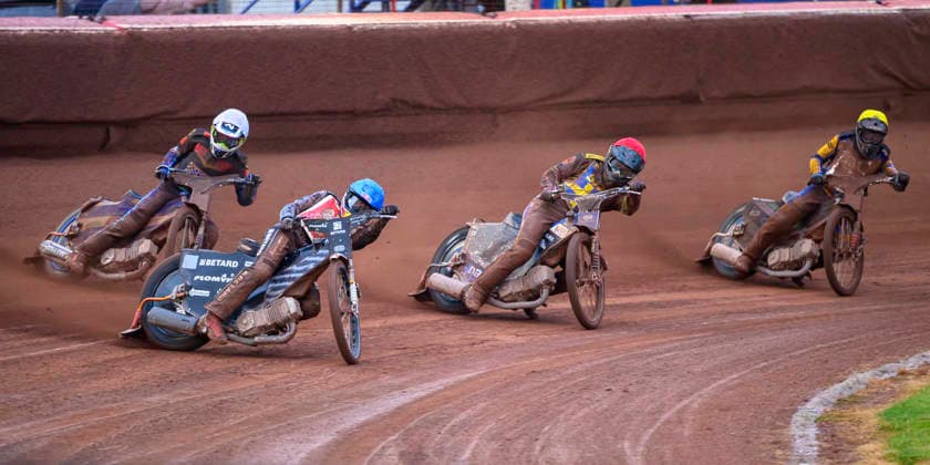 Speedway GP Qualifying Round 3 Maciej Janowski of Poland in blue leads Mario Hausl of Germany in white, Casper Henriksson of Sweden in red, and Daniel Klima of Czechia in yellow during the Speedway GP Qualifying Round 3 at Allied Ashfield Stadium in Glasgow, Scotland, on May 30, 2026. Scunthorpe Lincolnshire United Kingdom  Copyright: xMIxNewsx originalFilename:fletcher-speedway260530_npmD0.jpg