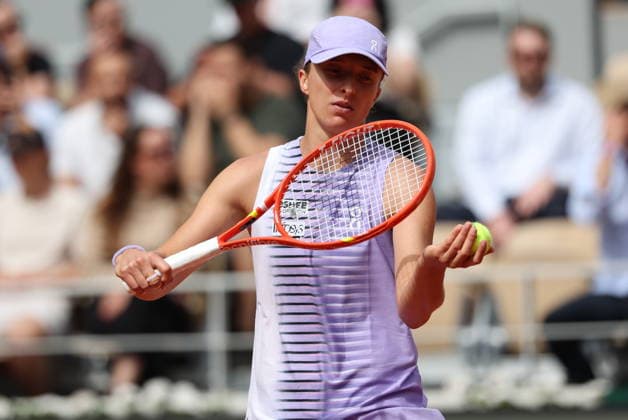 ROLAND GARROS 2026 Thierry Larret MAXPPP - PARIS (75) 31 05 2026 Thierry Larret Maxppp. Tennis. Roland Garros 2026. Internationaux de France de tennis. Stade Roland Garros, Paris (75). Le 31 Mai. Court Philippe CHATRIER : Marta KOSTYUK (UKR) vs Iga SWIATEK (POL). PARIS (75) STADE ROLAND GARROS PARIS ILE DE FRANCE FRANCE  Copyright: xMAXPPPxThierryxLarretx TLR202605313768 TLR202605313768