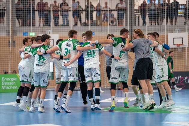 Handball I Herren I Saison 2025-2026 I 2. Bundesliga I 33. Spieltag I HC Oppenweiler Backnang - Eulen Ludwigshafen I 31.05.2026 HC Oppenweiler Backnang feiert den ersten Sieg der Saison im letzten Heimspiel Backnang Murrtal Arena Baden-Württemberg Deutschland Copyright: xLobeca MaxxPetershansx