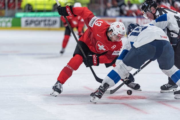 31 05 2026, Zurich, Swiss Life Arena, Ice hockey, Eishockey World Championships: Gold Medal Game: Switzerland - Finland, 13 Nico Hischier (Switzerland) Zurich Swiss Life Arena Zurich Switzerland Copyright: xJustPictures.ch StefanxEmchx jp-de-StEm-DSC0033720260531