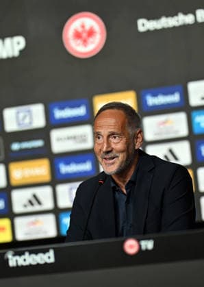 01.06.2026, xjhx, Fussball 1.Bundesliga, Eintracht Frankfurt - Pressekonferenz Cheftrainer Adi Hütter v.l. Trainer Adolf Adi Hütter (Eintracht Frankfurt) Frankfurt am Main