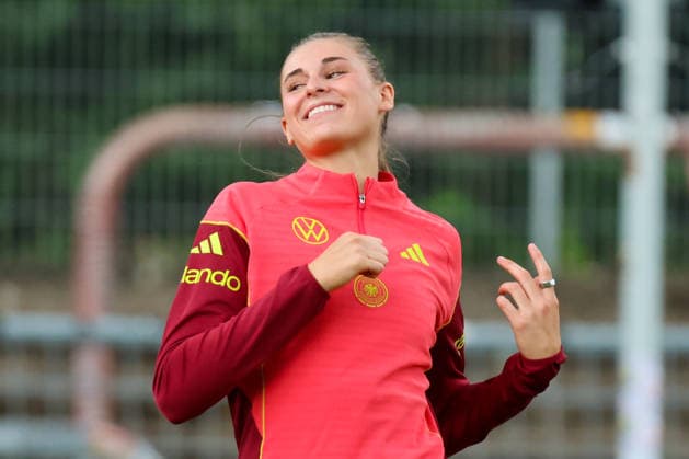 Köln, Deutschland: 01.06. 2026 - Training der DFB Frauen - Vorbereitung Länderspiel Deutschland vs. Norwegen für WM Qualifikation 2027 Im Bild: Jule Brand (Deutschland) Copyright: HMBxMedia MadeleinexFantini
