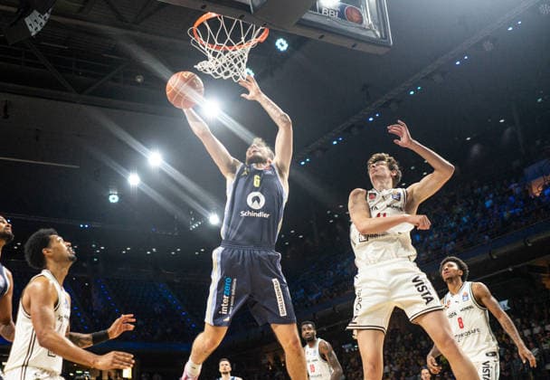 Malte Delow (Alba Berlin, 6) beim Zug zum Korb 01.06.2026, Alba Berlin vs Bamberg Baskets, Basketball, BBL, Max-Schmeling Halle, Berlin DFL regulations prohibit any use of photographs as image sequences and or quasi-video. Copyright: HMBxMedia xFinnxWeidmann