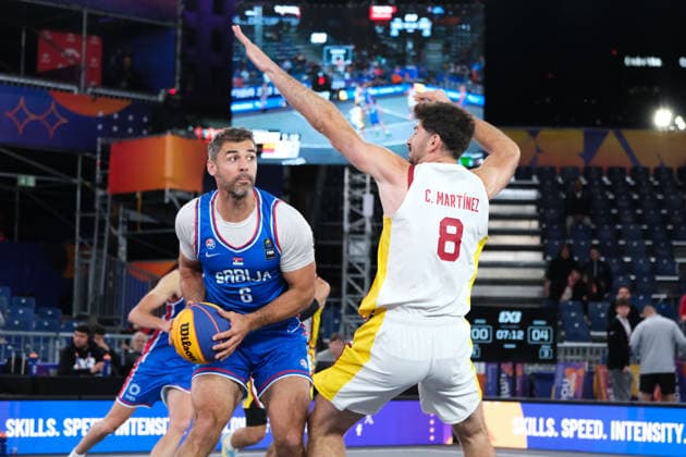 June 1, 2026, Warsaw, Masovian Voivodeship, Poland: SerbiaÃ¢â‚¬â ¢s NEMANJA BARAC (6) and SpainÃ¢â‚¬â ¢s CARLOS MARTINEZ (8) in action during a FIBA 3x3 Basketball World Cup menÃ¢â‚¬â ¢s Pool A game between Serbia and Spain in Warsaw, Poland. Basketball 2026: FIBA 3x3 World Cup MenÃ¢â‚¬â ¢S Pool A: Serbia 16:12 Spain  - ZUMAk204 20260601_zip_k204_112 Copyright: xRomanxKozielx