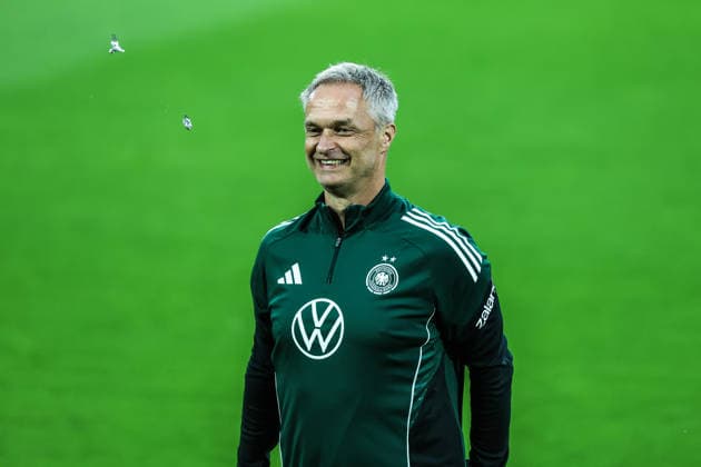 Fussball, WM-Qualifikation Europa (Frauen) Saison 2026 Abschlusstraining Deutschland vor dem Spiel gegen Norwegen 04.06.2026, RheinEnergeieSTADION Christian Wück (Trainer, Deutschland) Köln RheinEnergieSTADION Nordrhein-Westfalen Deutschland