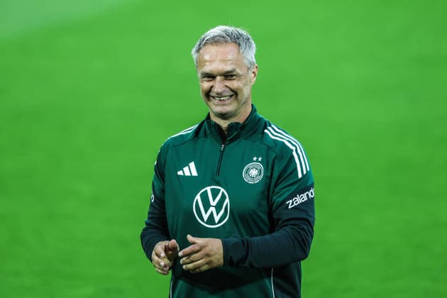 Fussball, WM-Qualifikation Europa (Frauen) Saison 2026 Abschlusstraining Deutschland vor dem Spiel gegen Norwegen 04.06.2026, RheinEnergeieSTADION Christian Wück (Trainer, Deutschland) Köln RheinEnergieSTADION Nordrhein-Westfalen Deutschland