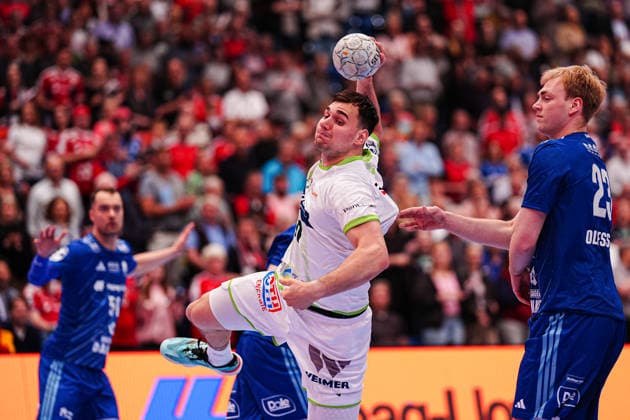Sport Bilder des Tages Wurf Tor Josip Simic (HSG Wetzlar, 10) GER, Handball Verein Hamburg vs. HSG Wetzlar, Handball, 1. Bundesliga, Spieltag 33, Saison 2025 2026, 04.06.2026 GER, Handball Sport Verein Hamburg vs. HSG Wetzlar, Handball, 1. Bundesliga, Spieltag 33, Saison 2025 2026, 04.06.2026 Hamburg Copyright: xEibner-Pressefoto MarcelxvonxFehrnx EP_MFN