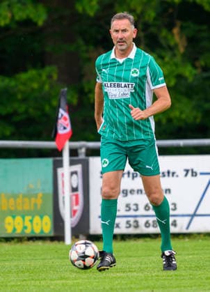 06.06.2026 - Fussball - Freundschaftsspiel : Traditionsmannschaft SF Sportfreunde Laubendorf - Traditionsmannschaft SpVgg Greuther Fürth - - xwoxzix - Achim Beierlorzer (2, SpVgg Greuther Fürth ) Freisteller Einzelbild