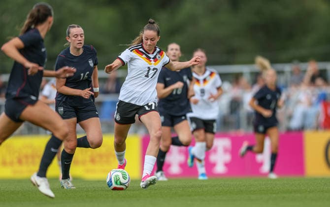 GER, Frankfurt, Deutschland U19 vs USA U19 Freundschaftsspiel, Fussball, DFB, Spielzeit 2025 2026, DFB-Campus, zweites Spiel im Bild: Helen Börner (Deutschland U19) DFB DFL REGULATIONS PROHIBIT ANY USE OF PHOTOGRAPHS AS IMAGE SEQUENCES AND OR QUASI-VIDEO, 09.06.2026 Copyright: HMBxMedia HendrikxHamelau