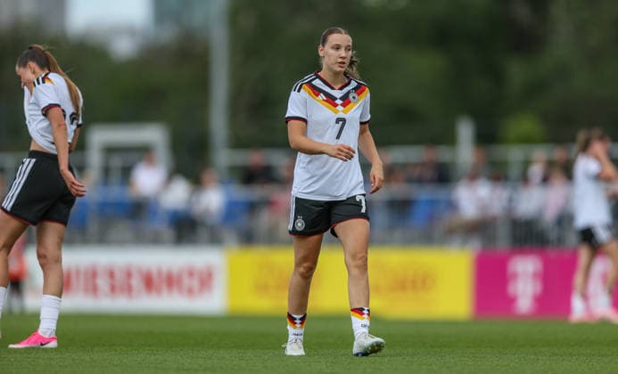GER, Frankfurt, Deutschland U19 vs USA U19 Freundschaftsspiel, Fussball, DFB, Spielzeit 2025 2026, DFB-Campus, zweites Spiel im Bild: Zoe Schick (Deutschland U19 Frauen 7) DFB DFL REGULATIONS PROHIBIT ANY USE OF PHOTOGRAPHS AS IMAGE SEQUENCES AND OR QUASI-VIDEO, 09.06.2026 Copyright: HMBxMedia HendrikxHamelau