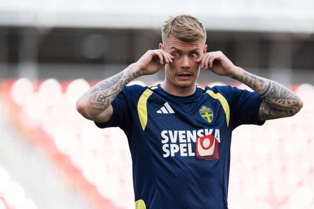 260609 Eric Smith of the Swedish national football team at a training session during day -2 of the FIFA World Cup, WM, Weltmeisterschaft, Fussball 2026 on June 9, 2026 in Dallas. Photo: Petter Arvidson BILDBYRAN kod PA PA1225 fotboll football soccer fotball vm fotbolls-vm fotball-vm fotbolls-vm 2026 fifa world cup 2026 träning practice training sverige sweden sverige a day -2 bbeng Copyright: PETTERxARVIDSON BB260609PA015