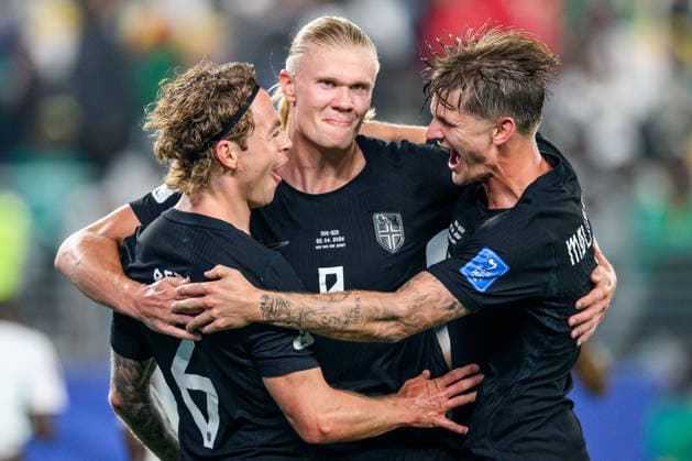 260622 Patrick Berg, Erling Braut Haaland and David Moller Wolfe of Norway celebrate after 3-1 during the FIFA World Cup, WM, Weltmeisterschaft, Fussball 2026 group stage football match between Norway and Senegal on June 22, 2026 in New Jersey. Photo: Jon Olav Nesvold BILDBYRAN COP 217 VG0963 bbeng fotboll football soccer fotball vm fotbolls-vm fotball-vm fotbolls-vm 2026 fifa world cup 2026 new york norge norway senegal jubel Copyright: JONxOLAVxNESVOLD BB260622JE055