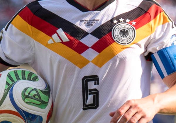 Nahaufnahme vom Trikot von Joshua Kimmich (Germany, 6). Details auf dem Adidas Trikot. Spielpaarung und Adidas Logo. DFB Logo FIFA World Cup, WM, Weltmeisterschaft, Fussball 2026: Deutschland v Paraguay 29 June 2026, FIFA World Cup 2026: Germany v Paraguay (Round of 32) at Boston Stadium in Foxborough, Massachusetts, USA Copyright: HMBxMedia xMarcoxBader