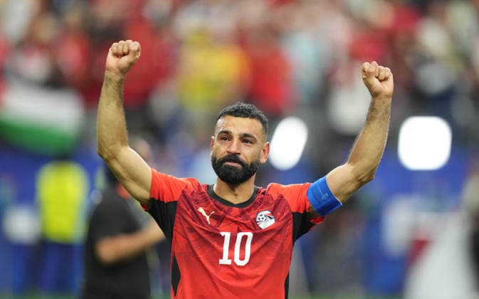 Mohamed Salah (Egypt) with post game celebration during Australia and Egypt, Round of 32 FIFA World Cup, WM, Weltmeisterschaft, Fussball 2026, Dallas Stadium, Arlington, United States on July 3, 2026. Thor Wegner DeFodi Images. (Photo by DeFodi Images) -