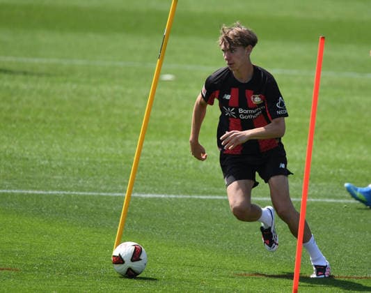 21.07.2026, xophax, Fussball 1.Bundesliga, Bayer 04 Leverkusen . Öffentliches Training . BayArena . Kennet Eichhorn trainiert allein.( Bayer 04 Leverkusen ) Leverkusen